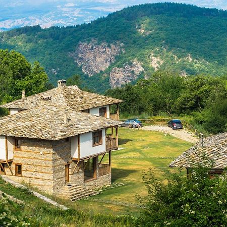 Leshten Guest Homes Zewnętrze zdjęcie