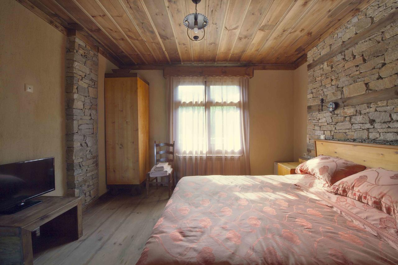 Leshten Guest Homes Zewnętrze zdjęcie